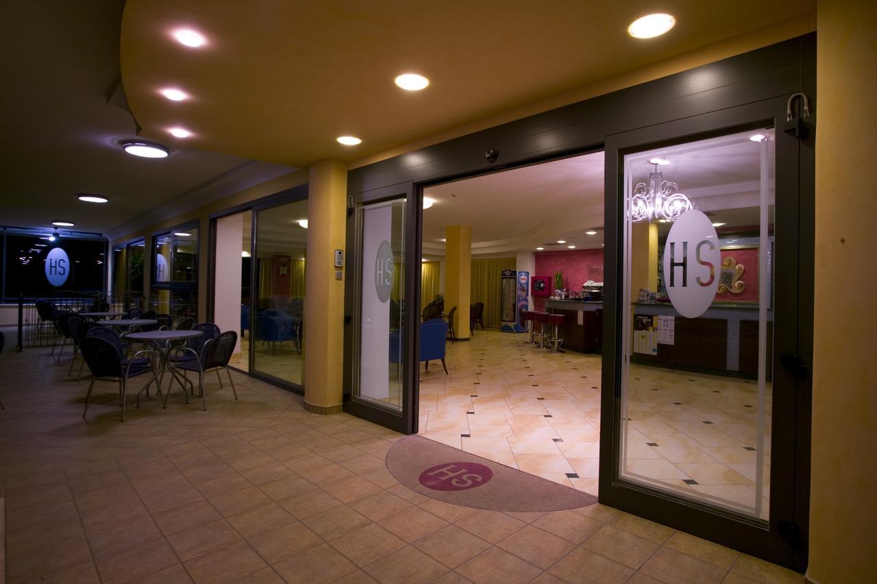 Hotel Semprini Bellaria-Igea Marina Bagian luar foto